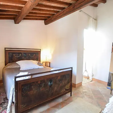 1 Bedroom Awesome In *