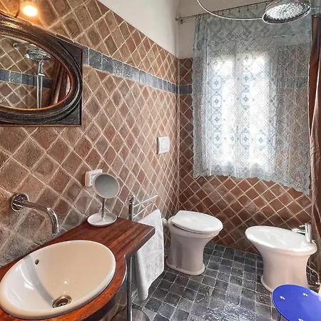 1 Bedroom Awesome In 別荘 サンセポルクロ